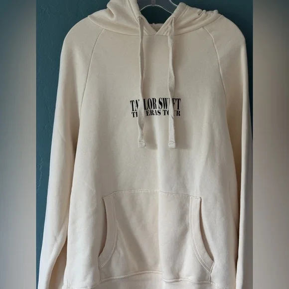 Taylor Swift Era Tours Hoodie - Picture 2 of 4